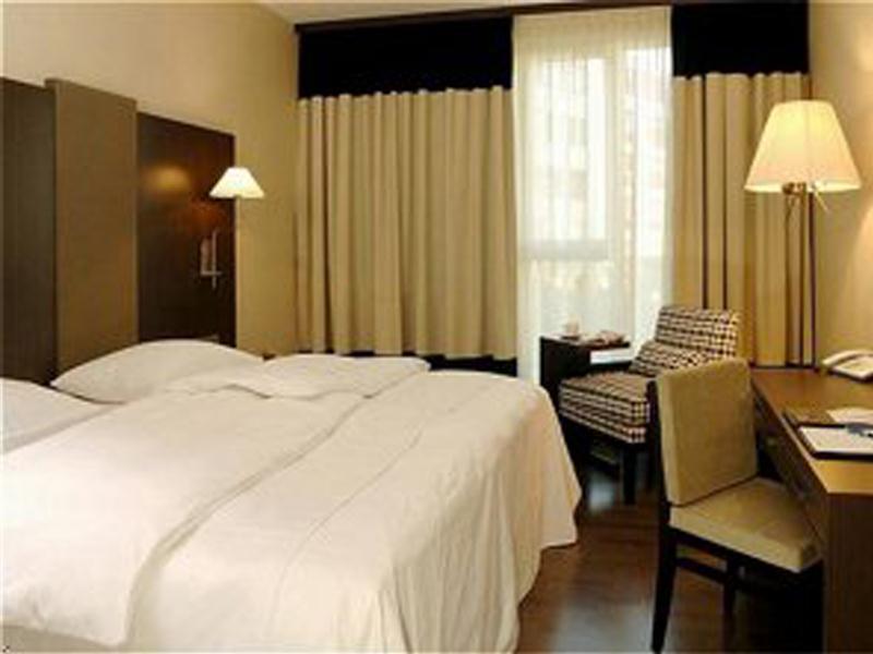 Nh Hamburg Mitte Hotel Bilik gambar
